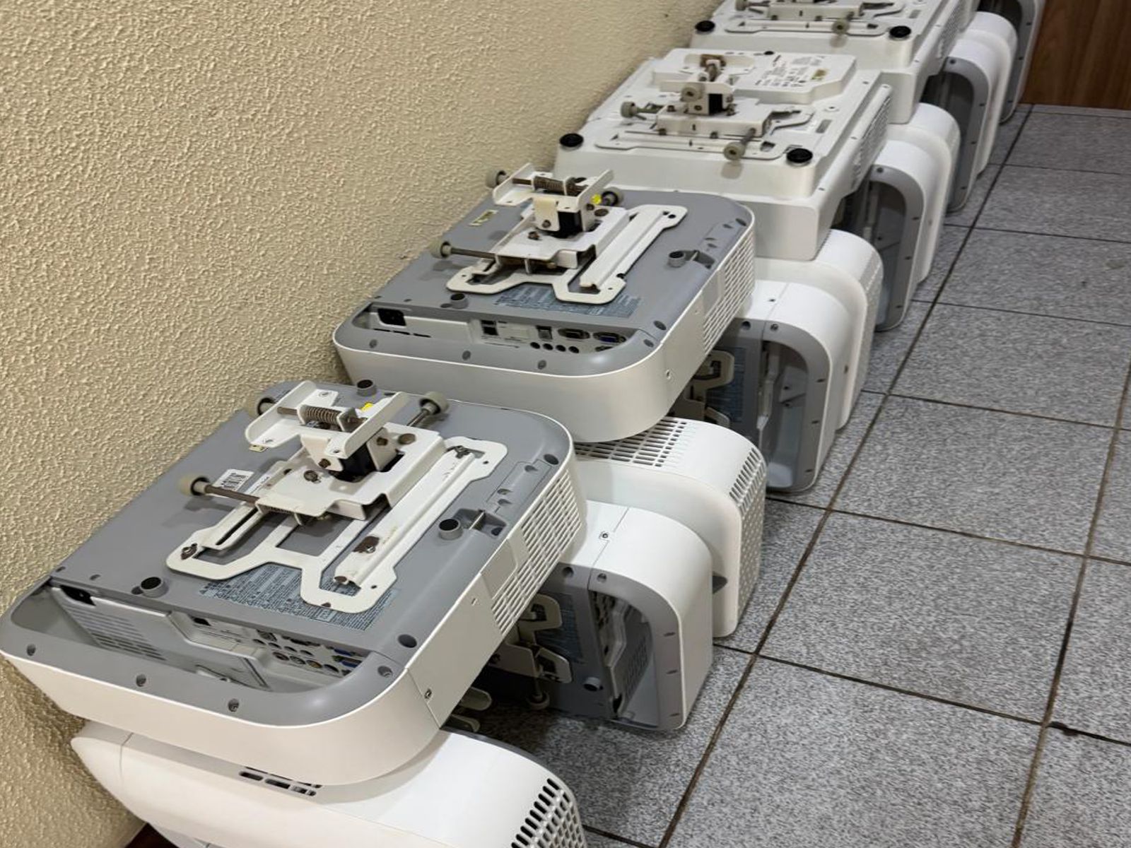 Oficina do Projetor - Assistência técnica de projetores